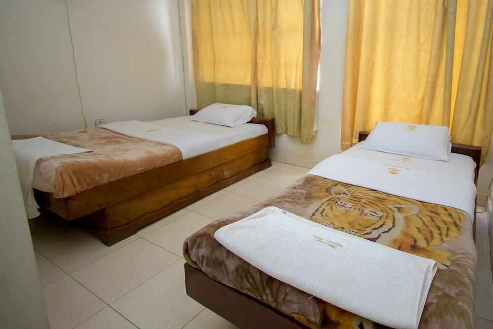 Фото Mwana Highway Hotel Iganga