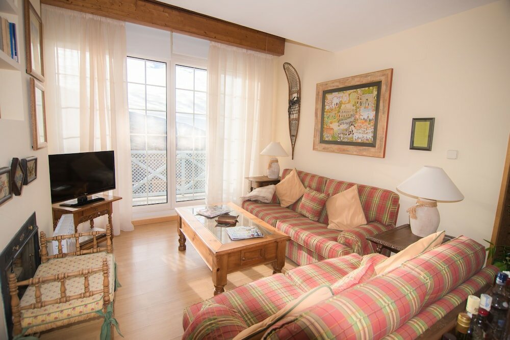 Фото Dúplex Pradollano 3 dorm-8pax