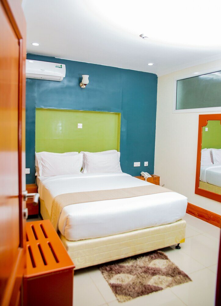 Фото Eden Highlands Hotel