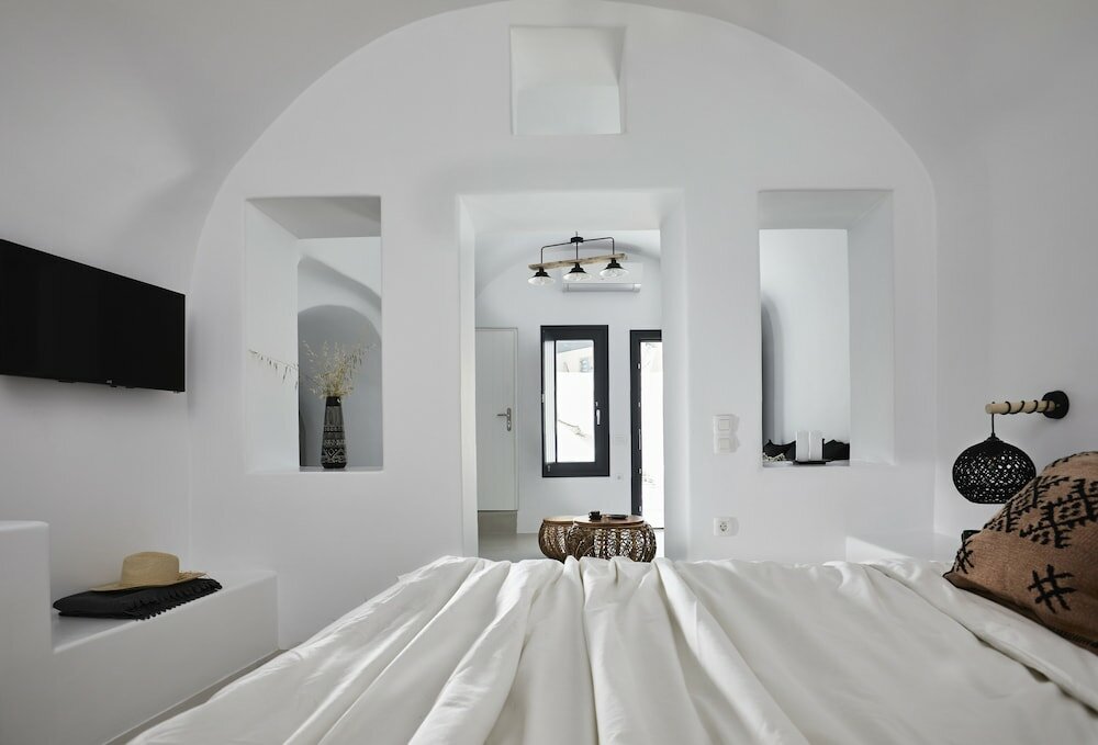 Фото Blue Art Caves