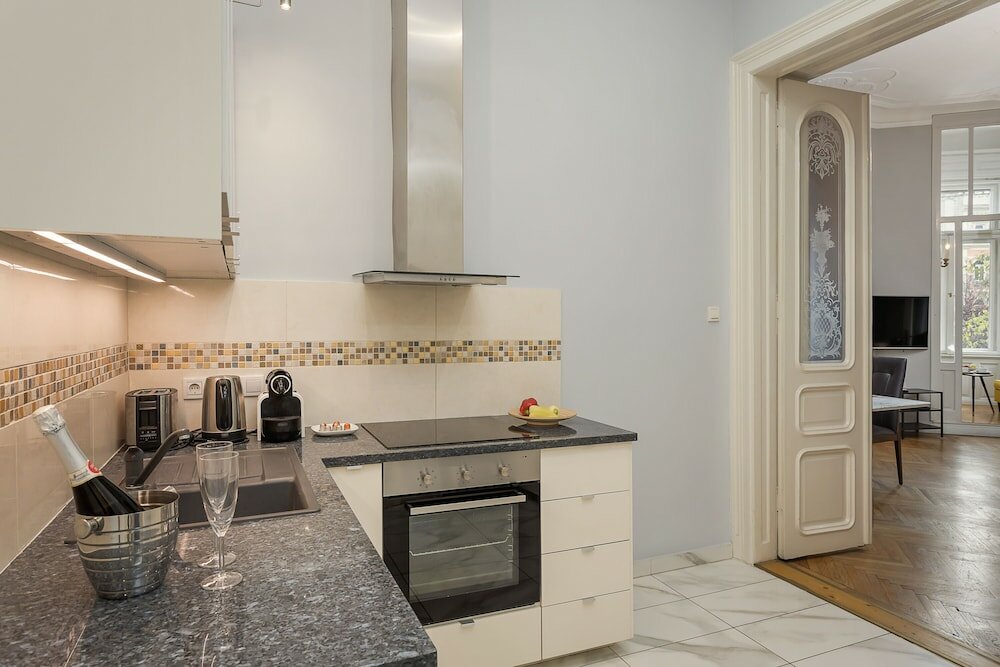 Фото New York Palace View Apartment