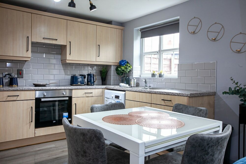 Фото Trafford Place