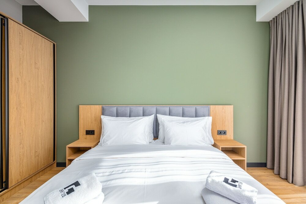 Фото Gratus Aparthotel