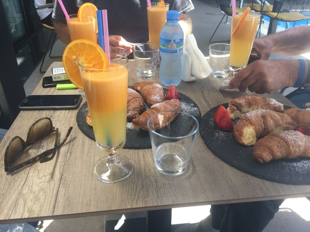 Фото Lukas Hotel