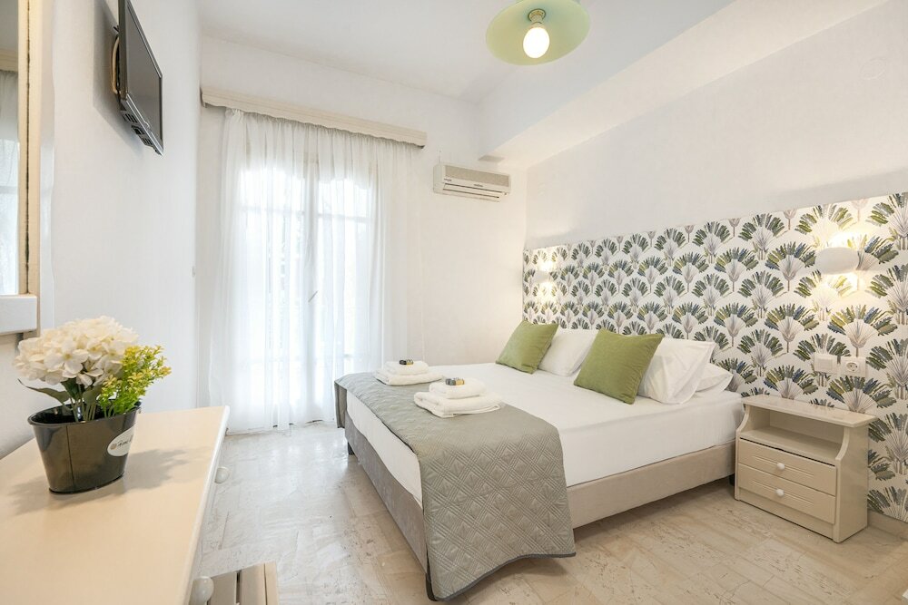 Фото Pyrgaraki Studios and Apartments