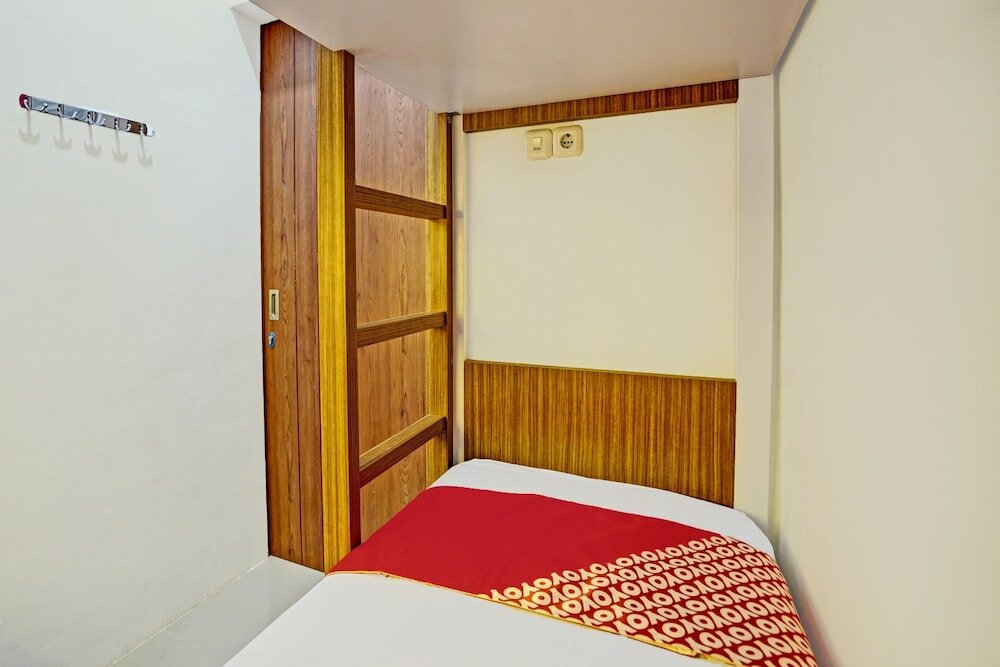 Фото OYO 92435 Sunlo Cozy Home Family Homestay Syariah
