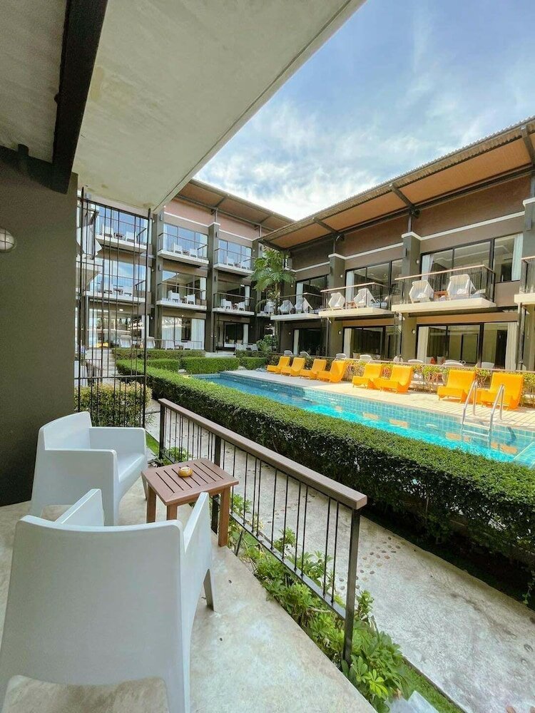 Фото La Lune Beach Resort