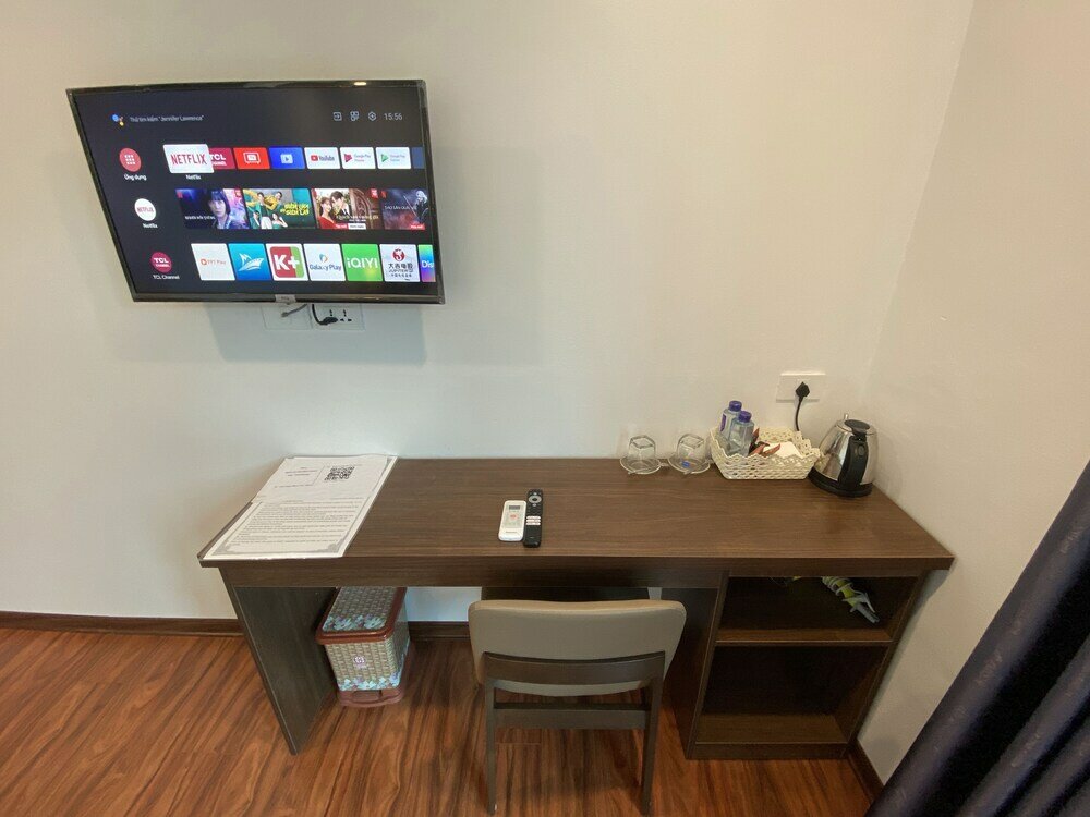 Фото Apricot Garden Hotel