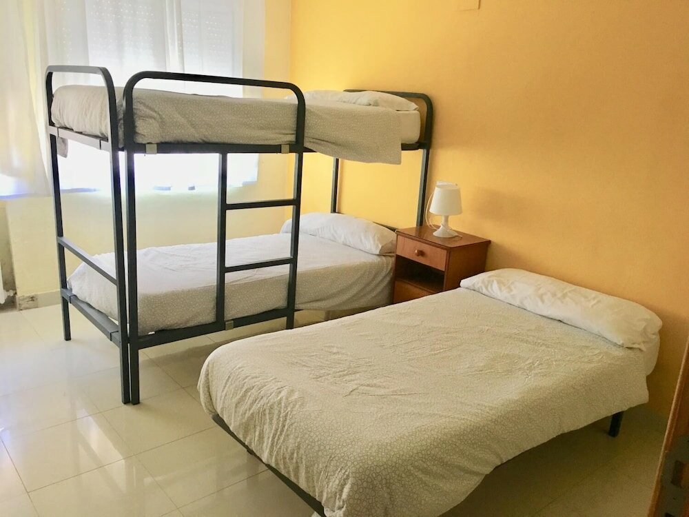 Фото Llanes International Hostel