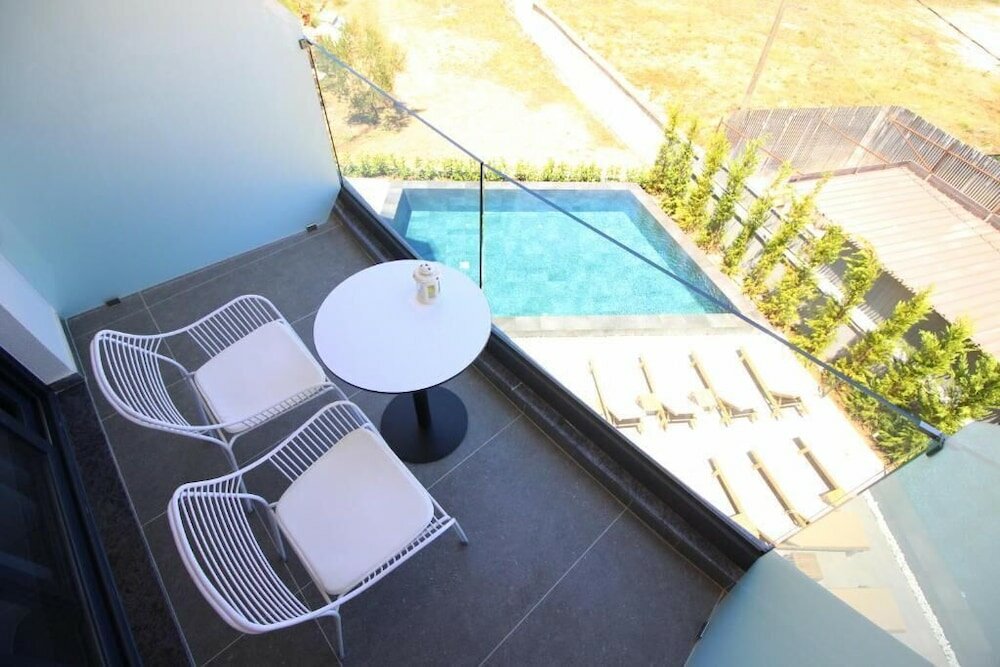 Фото Blue Eye Hotel