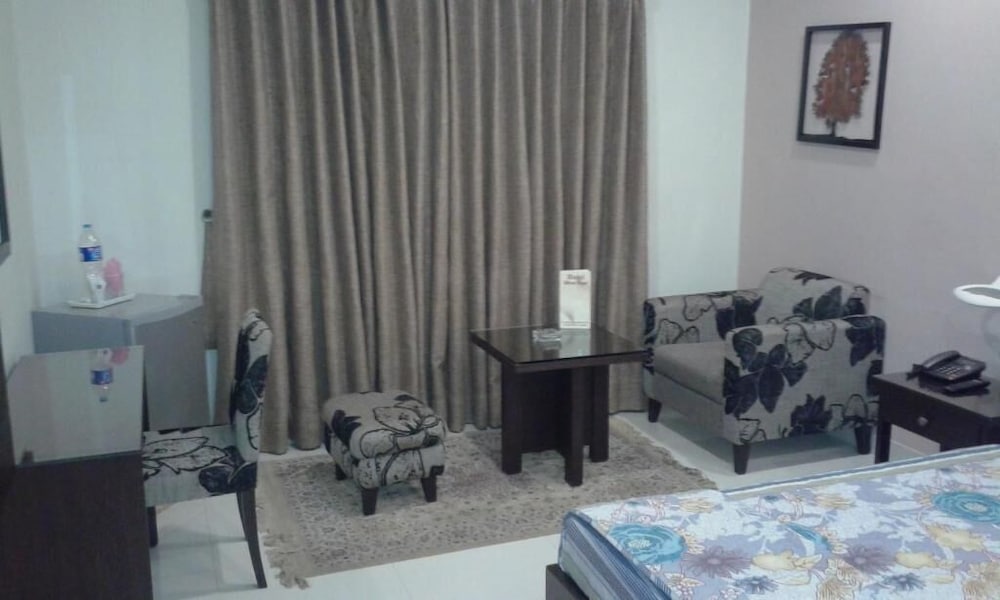 Фото Hotel Silver Sand Multan