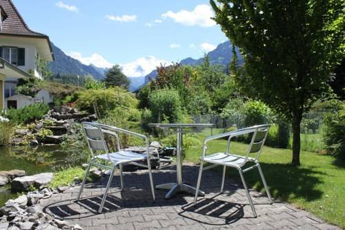 Фото Adventure Guesthouse Interlaken