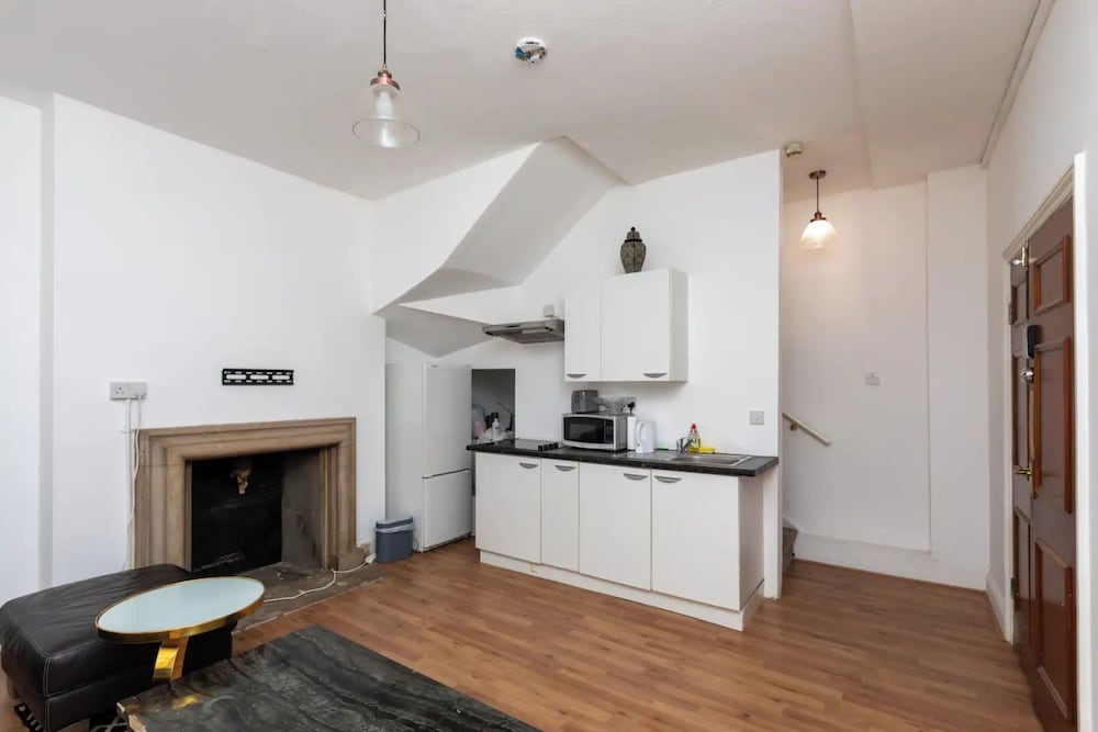 Фото Spacious 1bd Flat 2 Mins to Hyde Park - Mayfair!