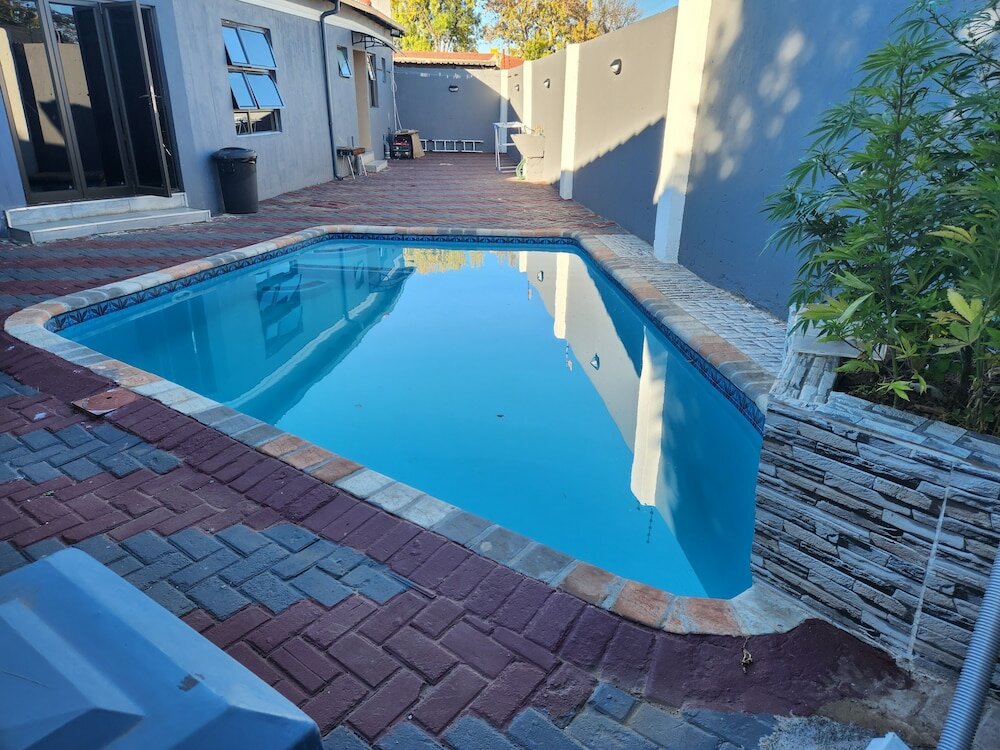 Фото Francos guest lodge accommodation