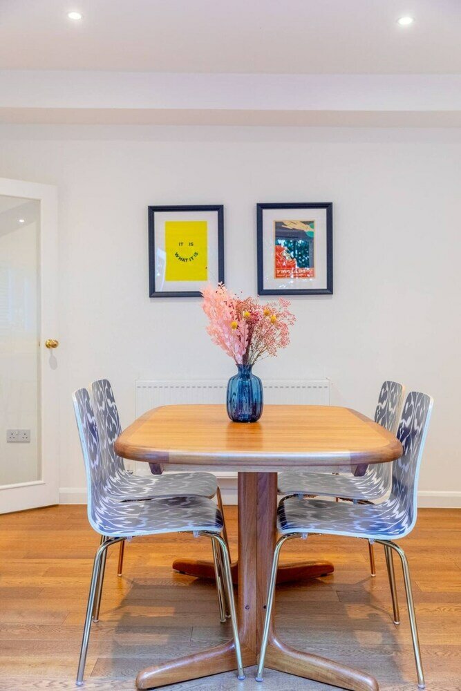 Фото Charming 1 Bedroom Apartment in Shepherds Bush With Patio Area