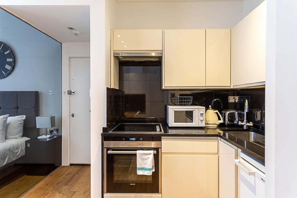 Фото Marylebone Studio Flat