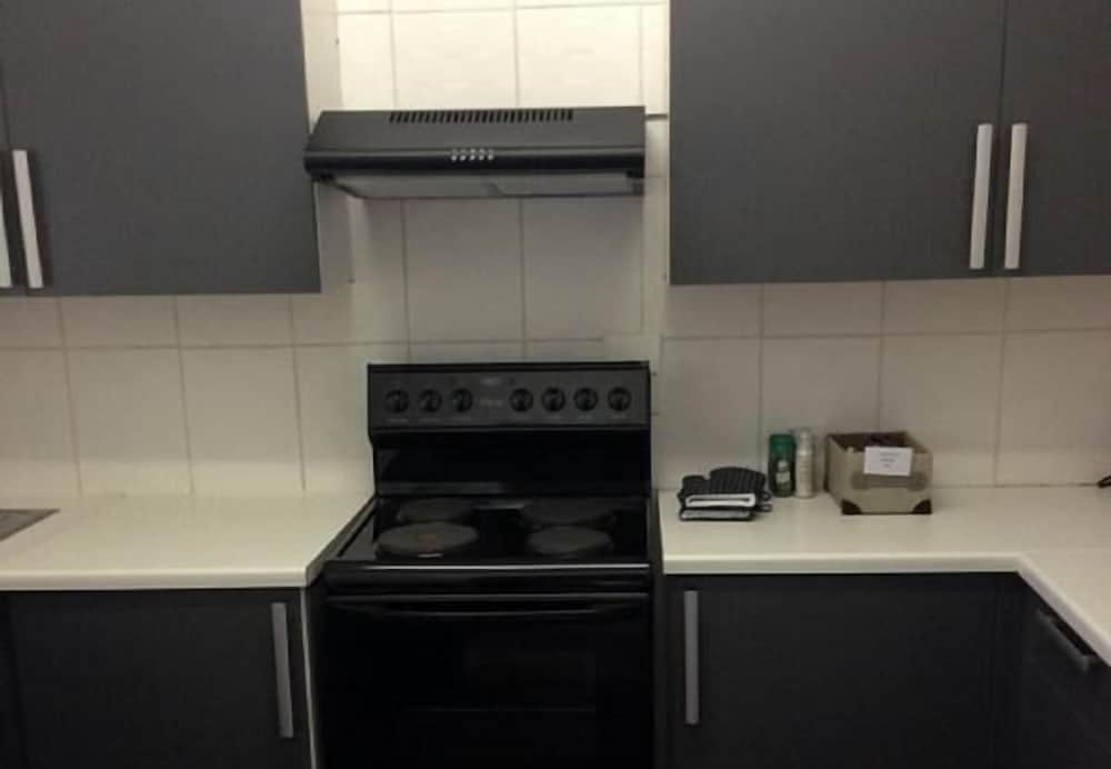 Фото Woodmead Apartments