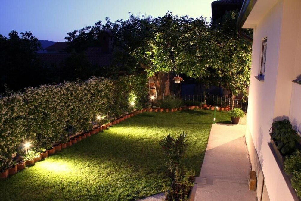 Фото Apartmaji Sobe Zvezda