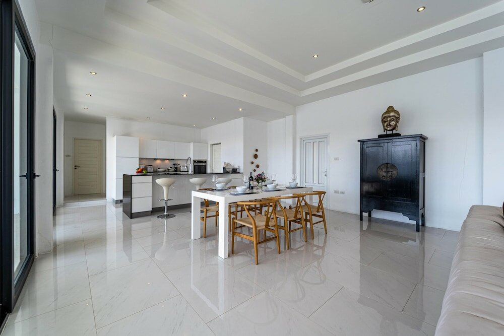 Фото Modern Large 2 Bedroom Pool Villa - Pv2