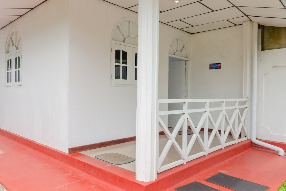 Фото Oyo 385 Sanri Villa Negombo