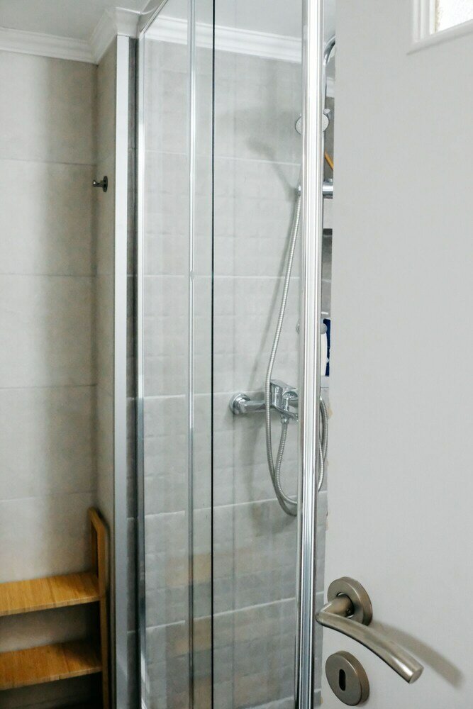 Фото Newly Renovated Athenian Apt