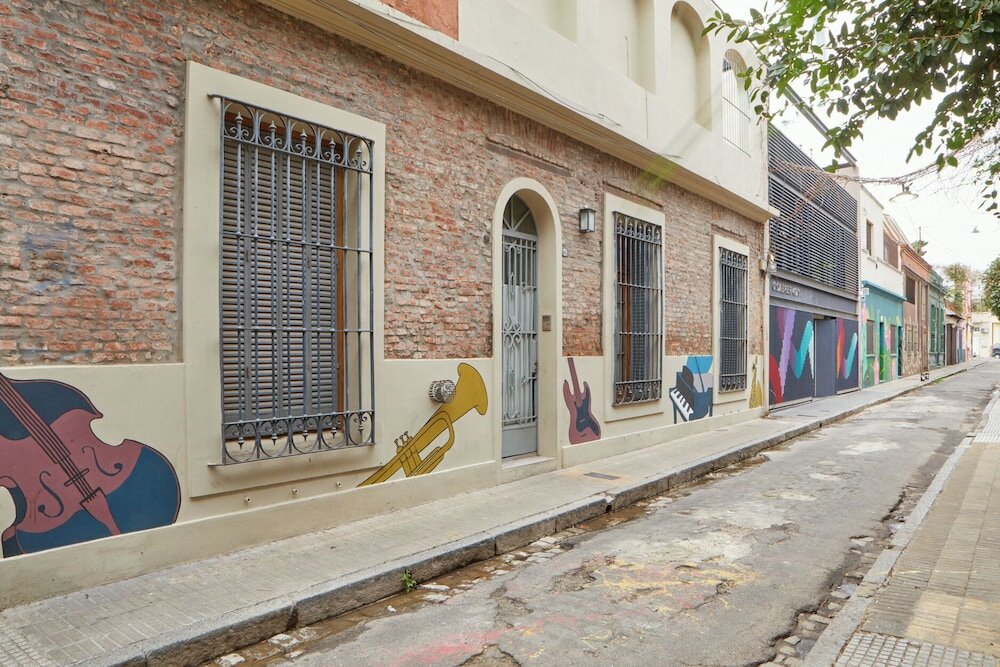 Фото отеля 1