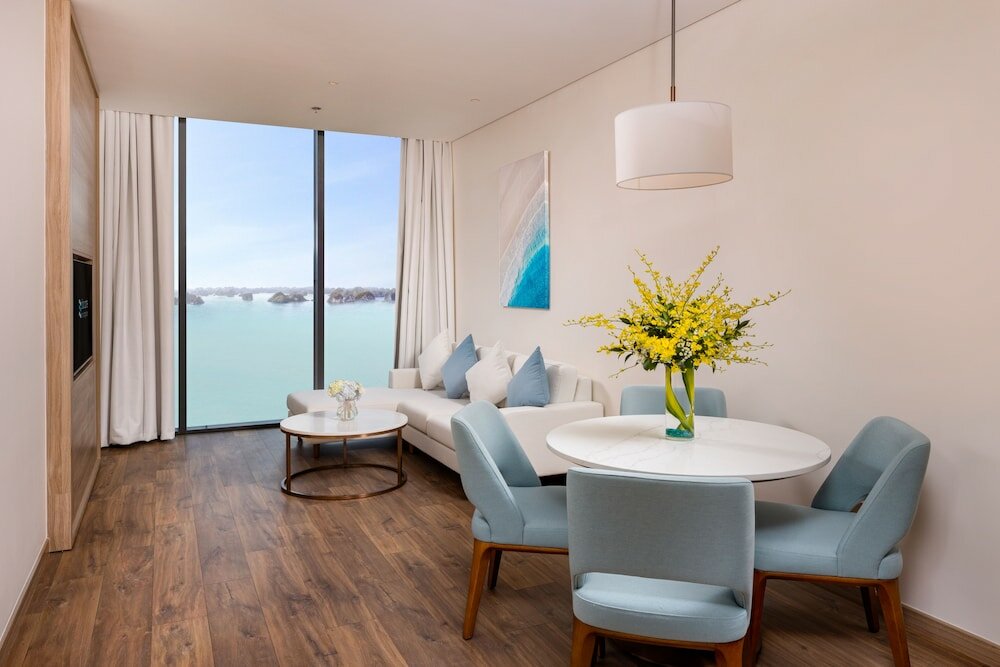 Фото A La Carte Ha Long Bay Managed by Taseco