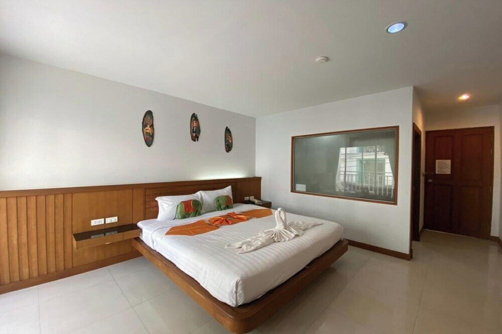 Фото One World One Home Patong 2