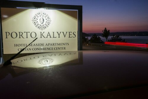 Гостиница Porto Kalyves Seaside Apartments в Каливесе