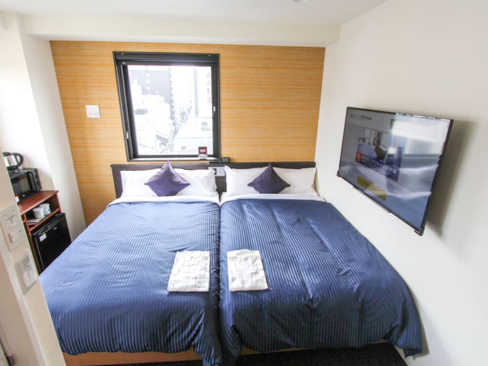 Фото Hotel LiVEMAX Kyoto Teramachidori