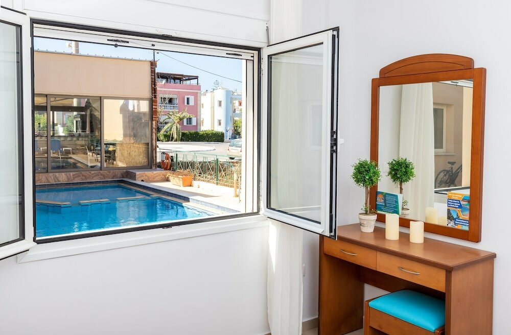 Фото Sun Beach Apartments