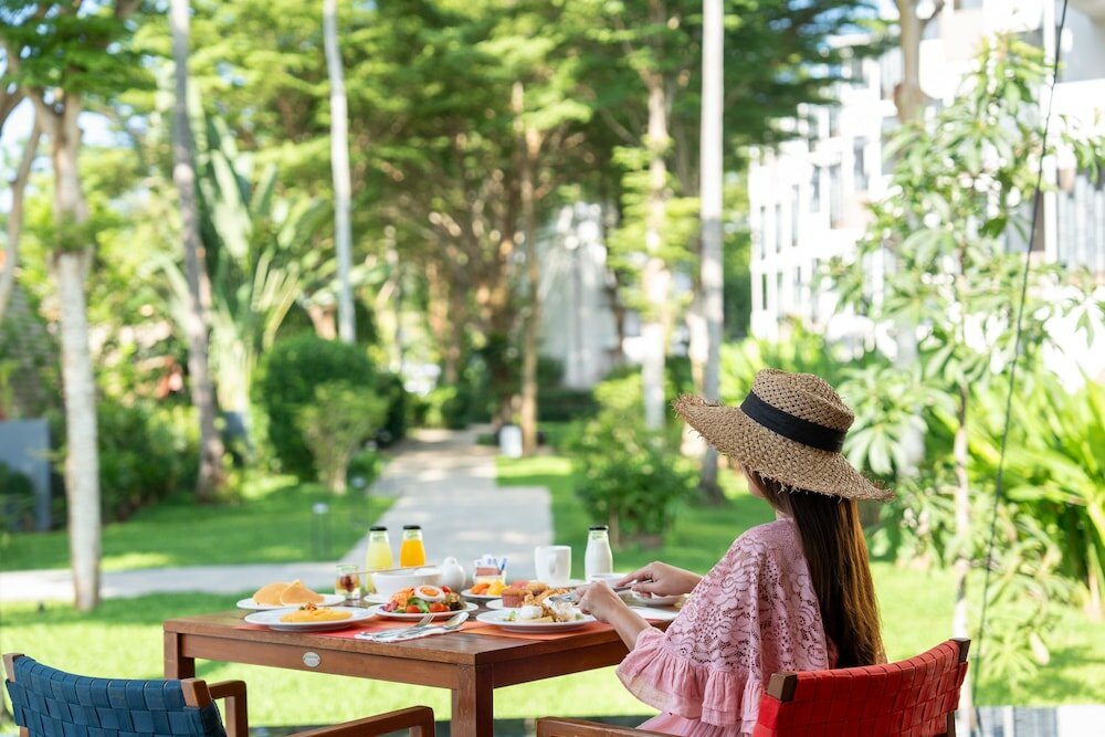 Фото Holiday Inn Resort Phuket Mai Khao Beach