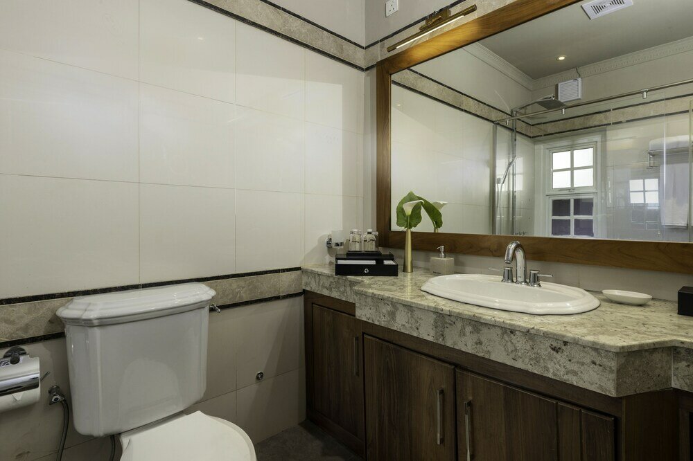 Фото The Westbury Palace