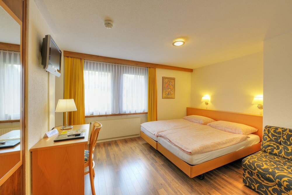 Фото Hotel Rössli