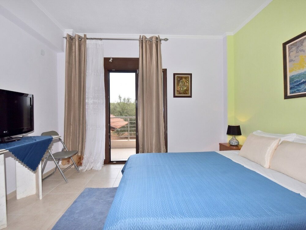 Фото Villa George