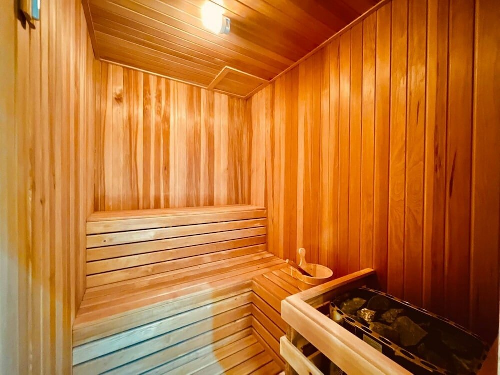 Фото The Colony & Luxe, Klcc by Canopy Lives, Five Senses