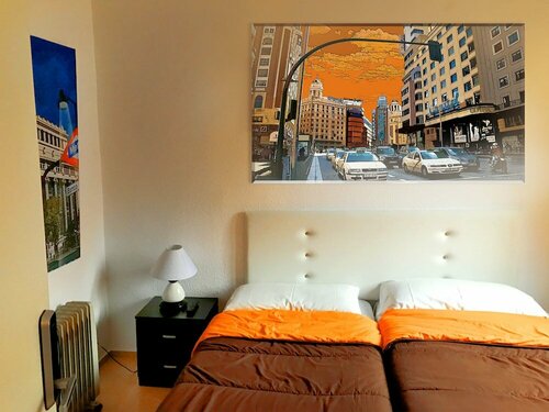 Гостиница Reina Victoria Apartments & Suite в Мадриде