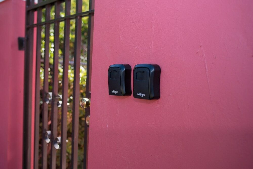 Фото Cocoplum Rest N Hideaway 1