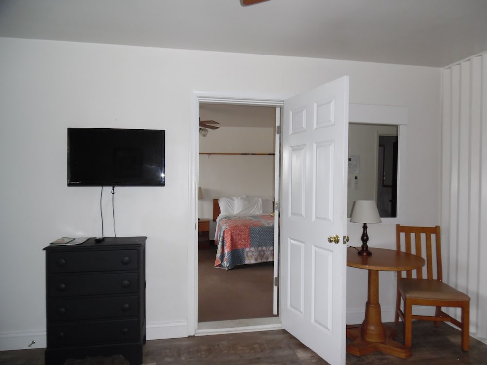 Фото Wachapreague Inn