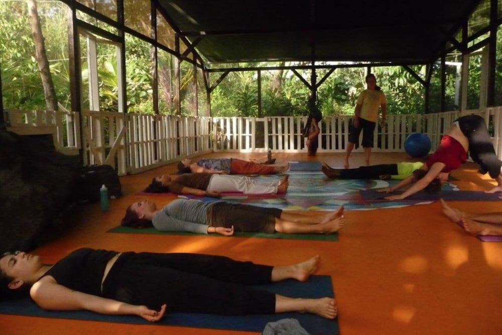 Фото Cinderland EcoVillage - Hostel