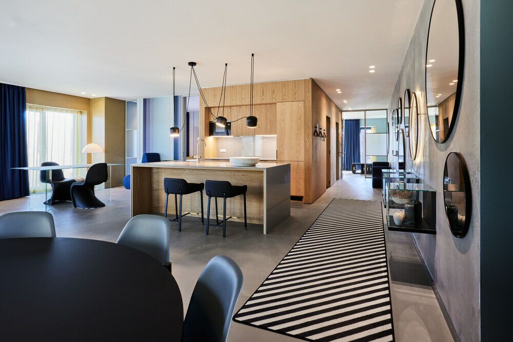 Фото Kirk Suites