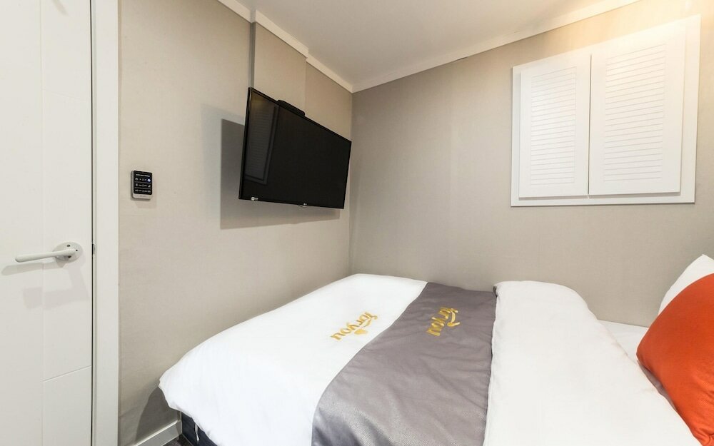 Фото Yeongdeungpo For U