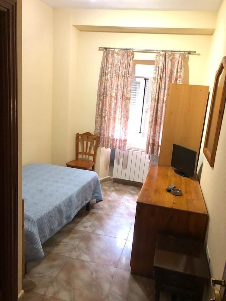 Фото Hostal Hermanos Sánchez