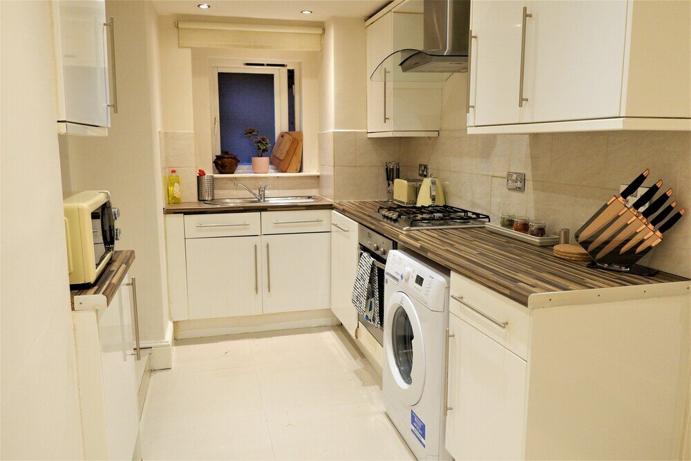 Фото Oxford Apartments