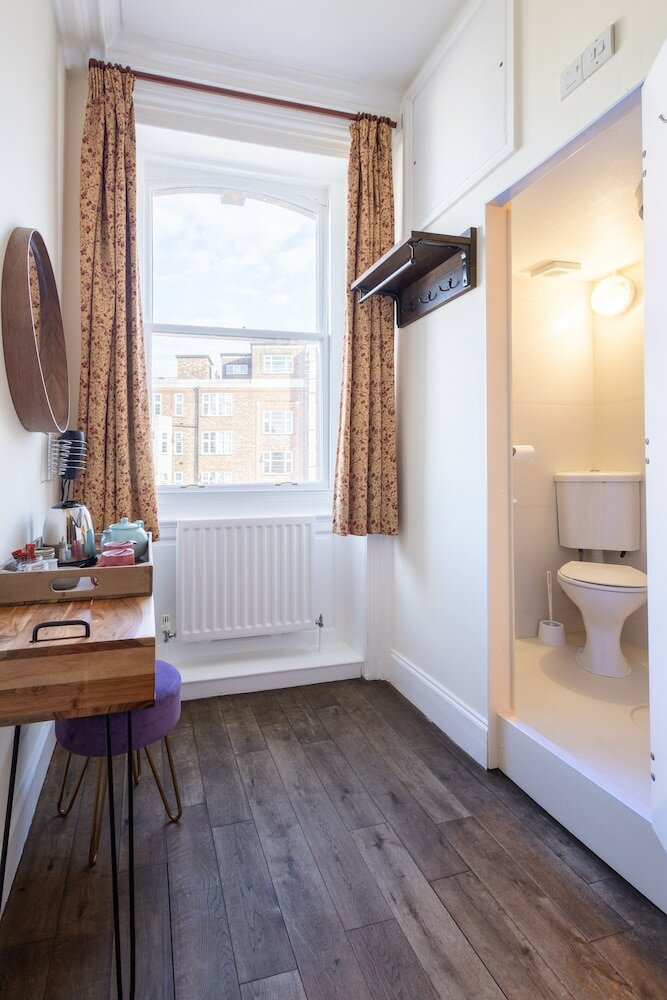 Фото Palmers Lodge Swiss Cottage