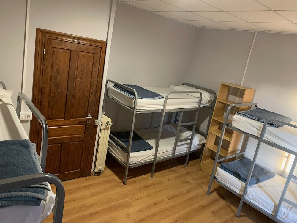 Фото Albergue La Estación - Hostel