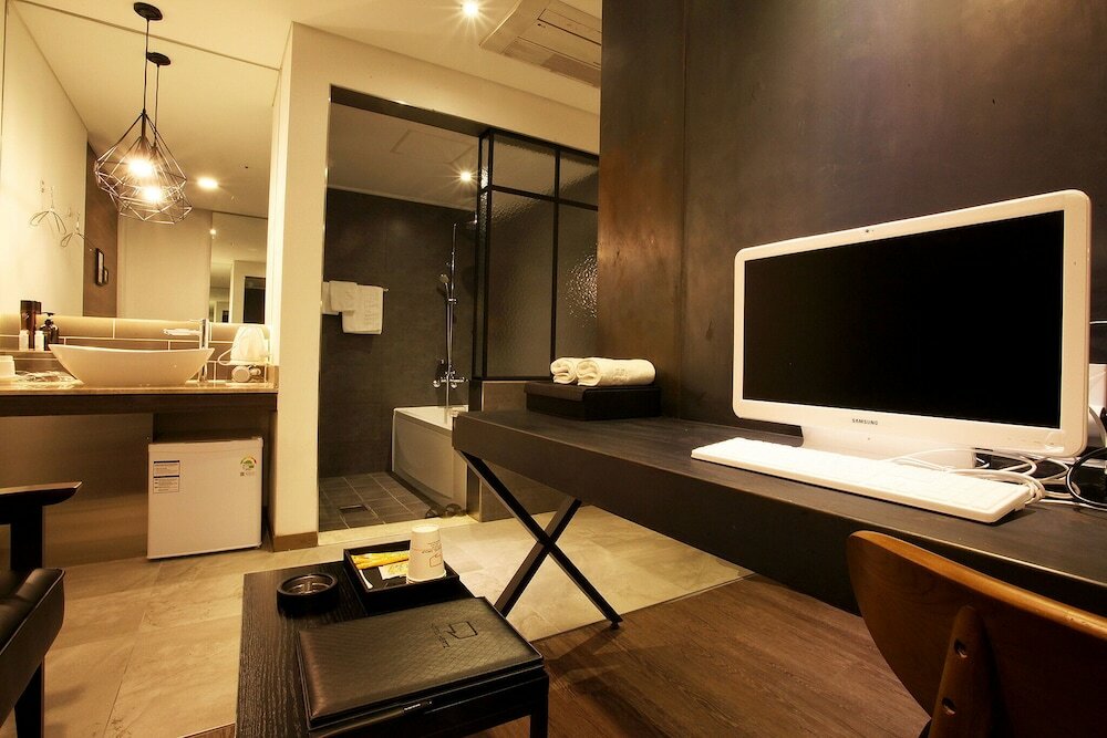 Фото Hotel Hertz