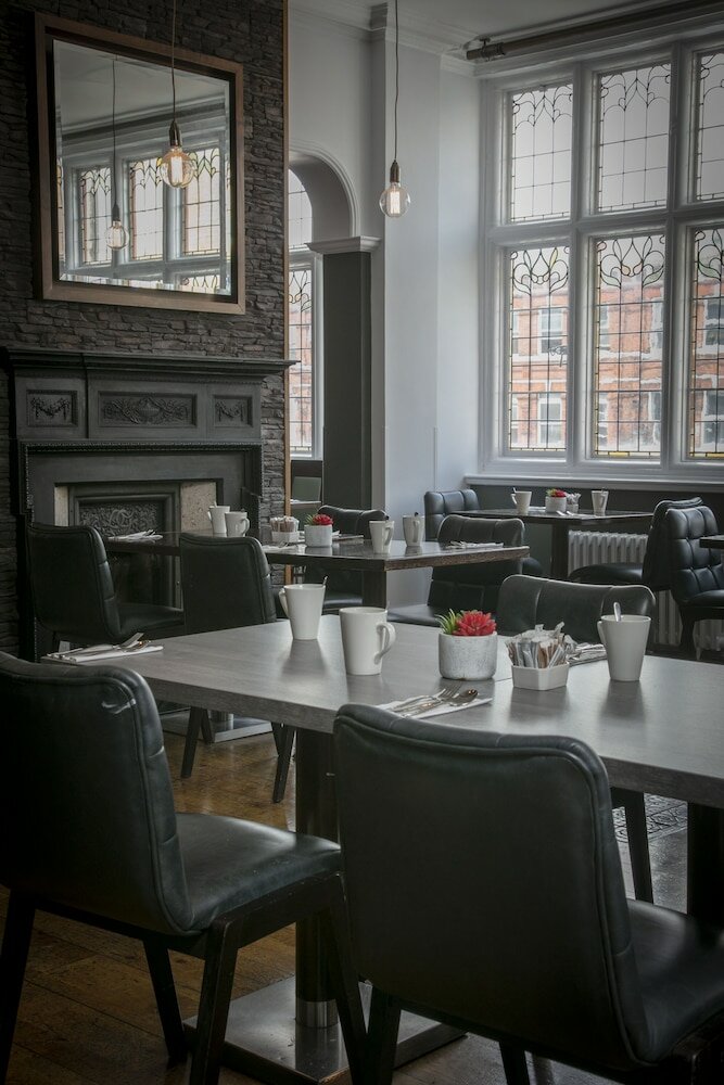 Фото The Crown London