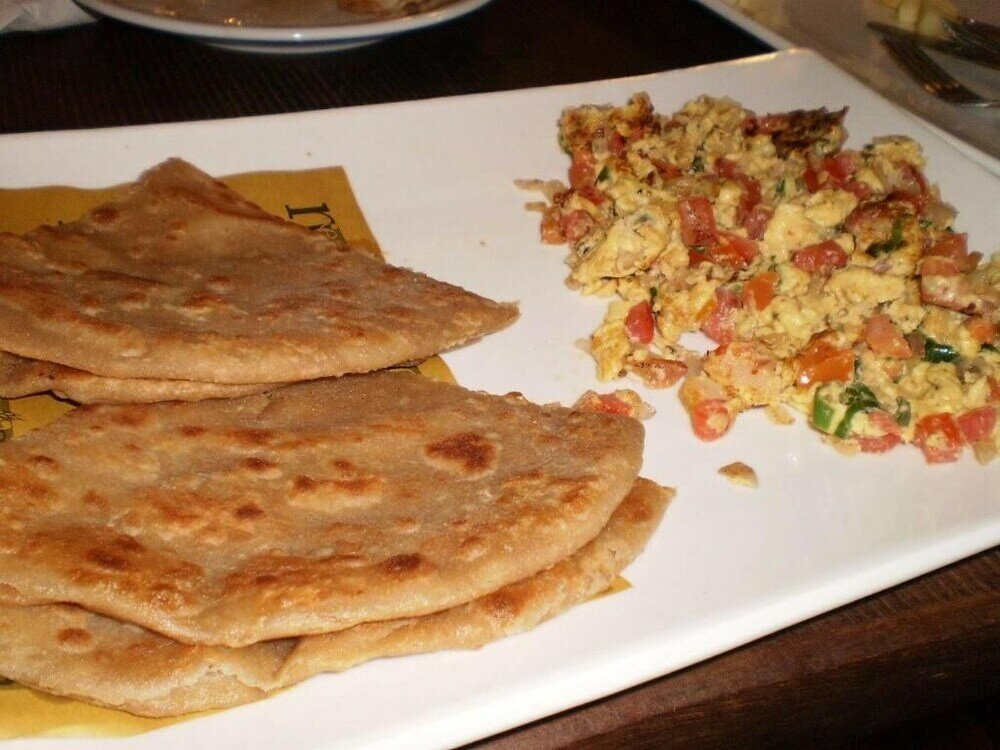 Фото Hotel Sareena Residence