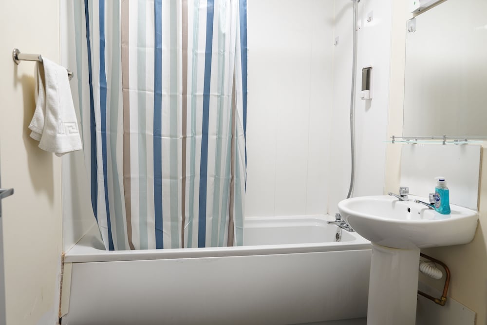 Фото Royal Hotel Kettering